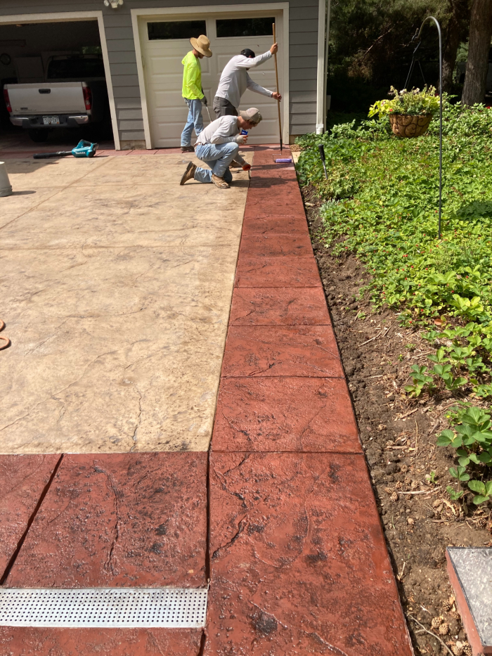 stamped concrete driveway, stamped concrete, stamped border, denver stamped concrete, concrete contractor, pressed concrete, denver stamped driveway